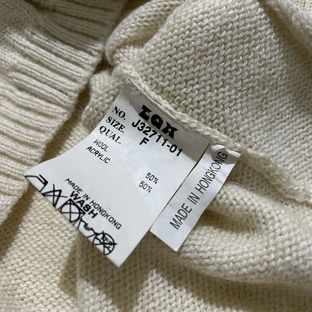 zax sweater